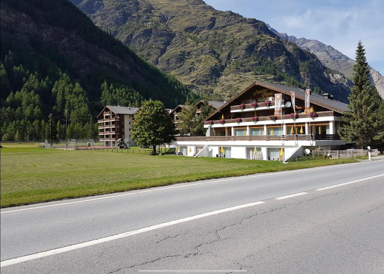 Moderne Dachwohnung Naehe Zermatt Mit Balkon 塔什 外观 照片