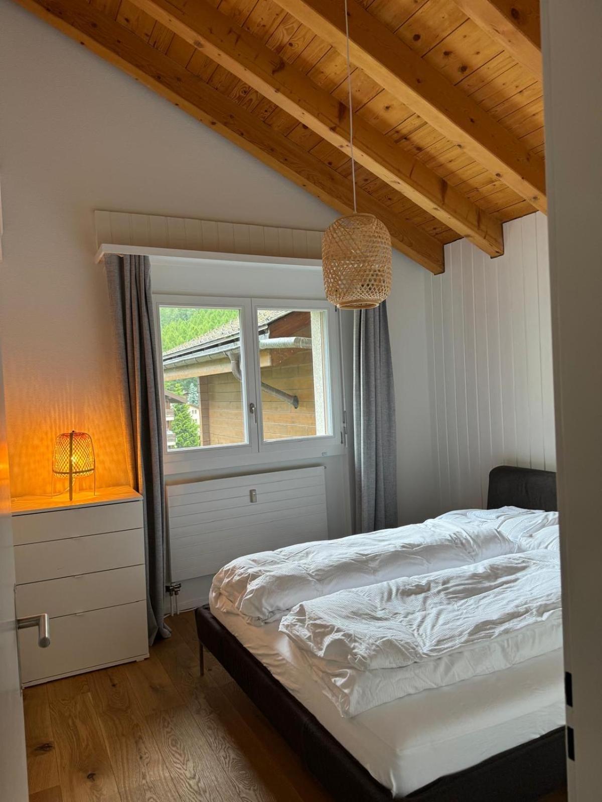 Moderne Dachwohnung Naehe Zermatt Mit Balkon 塔什 外观 照片